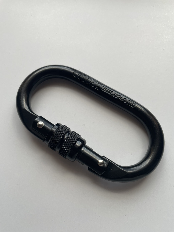 Carabiner oval threaded black (steel) - Circus For You